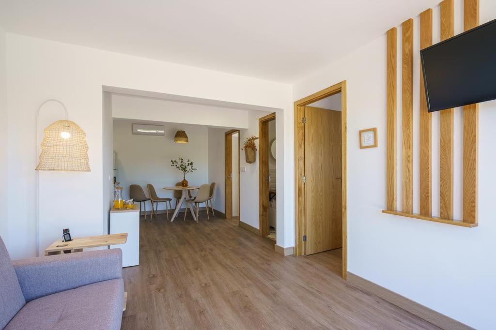 Villa Ria Овар Екстериор снимка